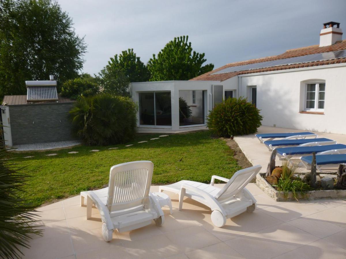 L'Eden Naturiste Spas Challans Exterior photo