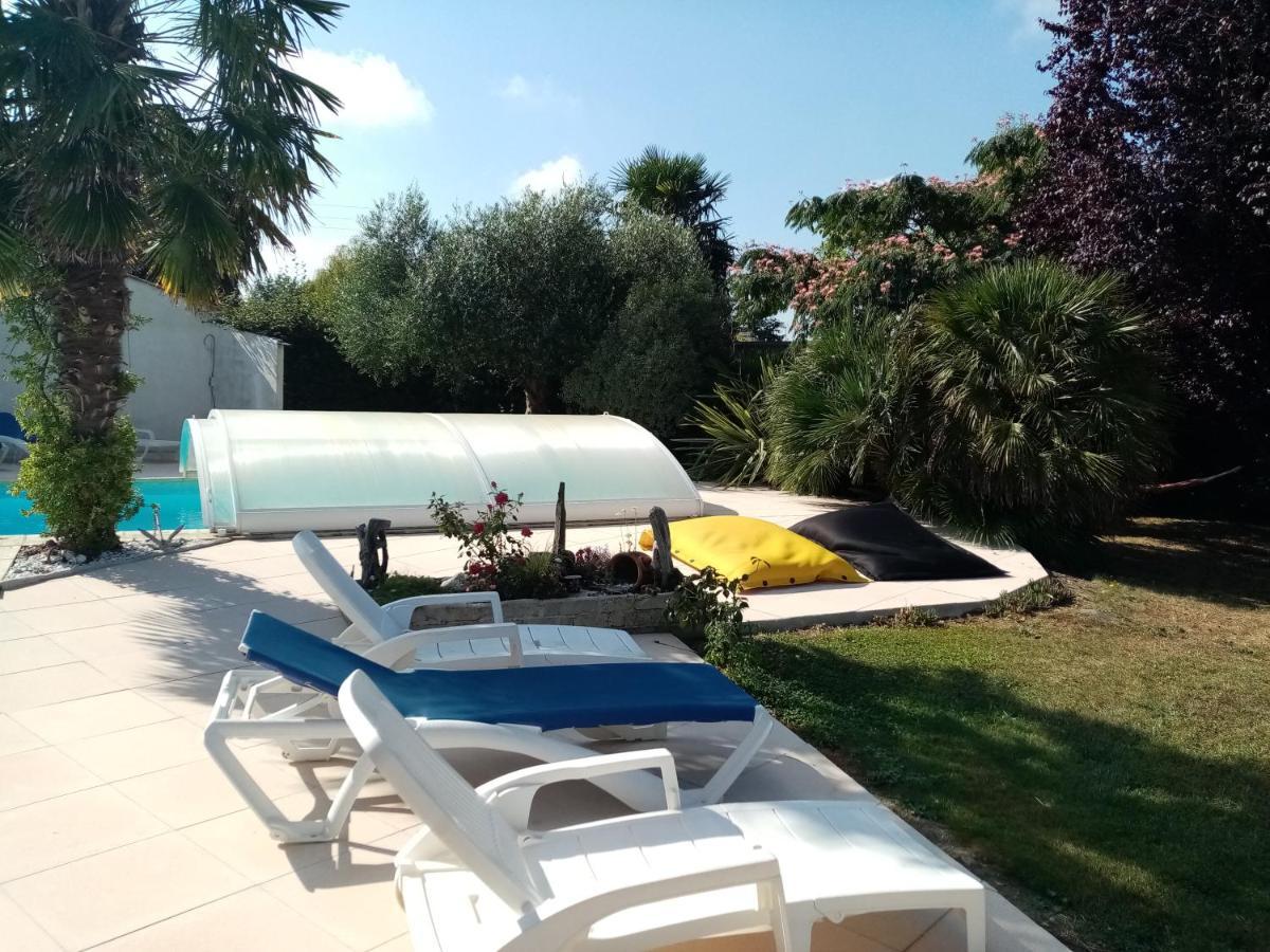 L'Eden Naturiste Spas Challans Exterior photo